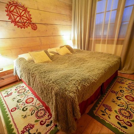 Gosciniec Debowa Gazdowka Bed & Breakfast Устшики Долне Екстериор снимка