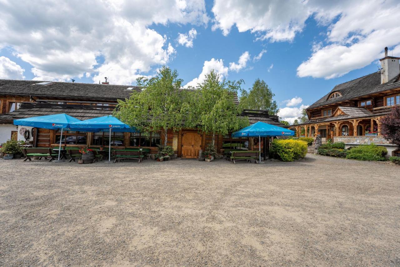 Gosciniec Debowa Gazdowka Bed & Breakfast Устшики Долне Екстериор снимка