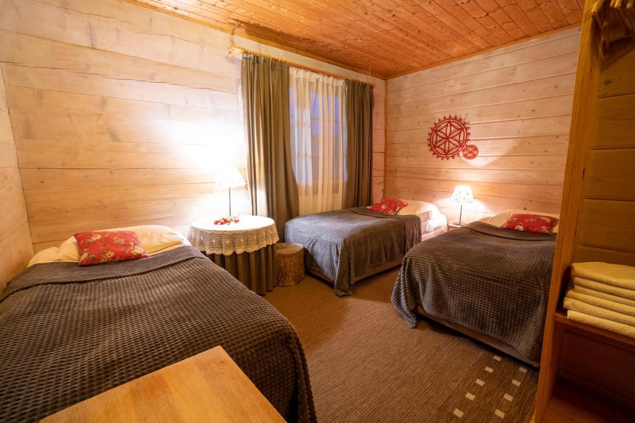 Gosciniec Debowa Gazdowka Bed & Breakfast Устшики Долне Екстериор снимка