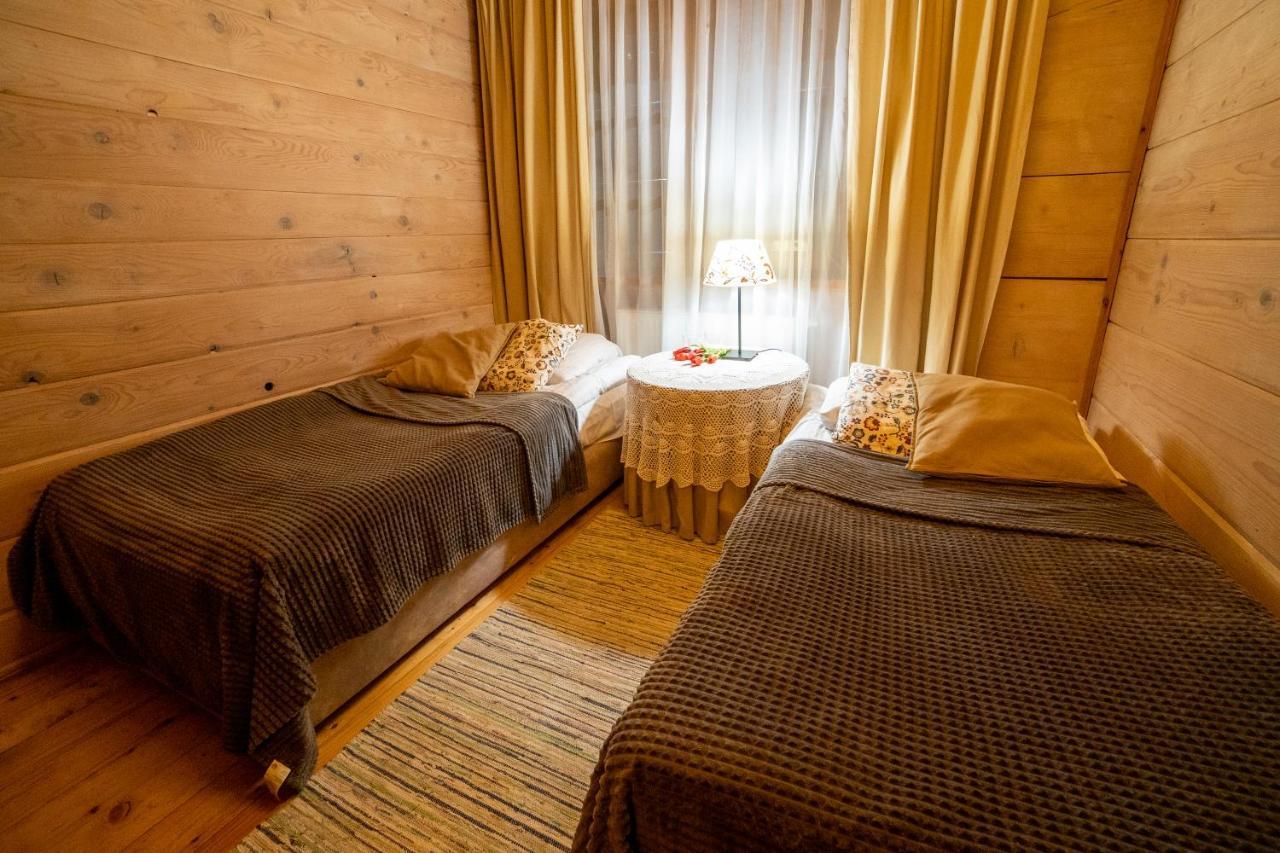 Gosciniec Debowa Gazdowka Bed & Breakfast Устшики Долне Екстериор снимка